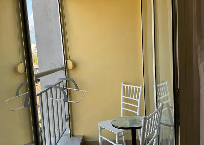 Sunlight Apartment At Pazari I Ri
