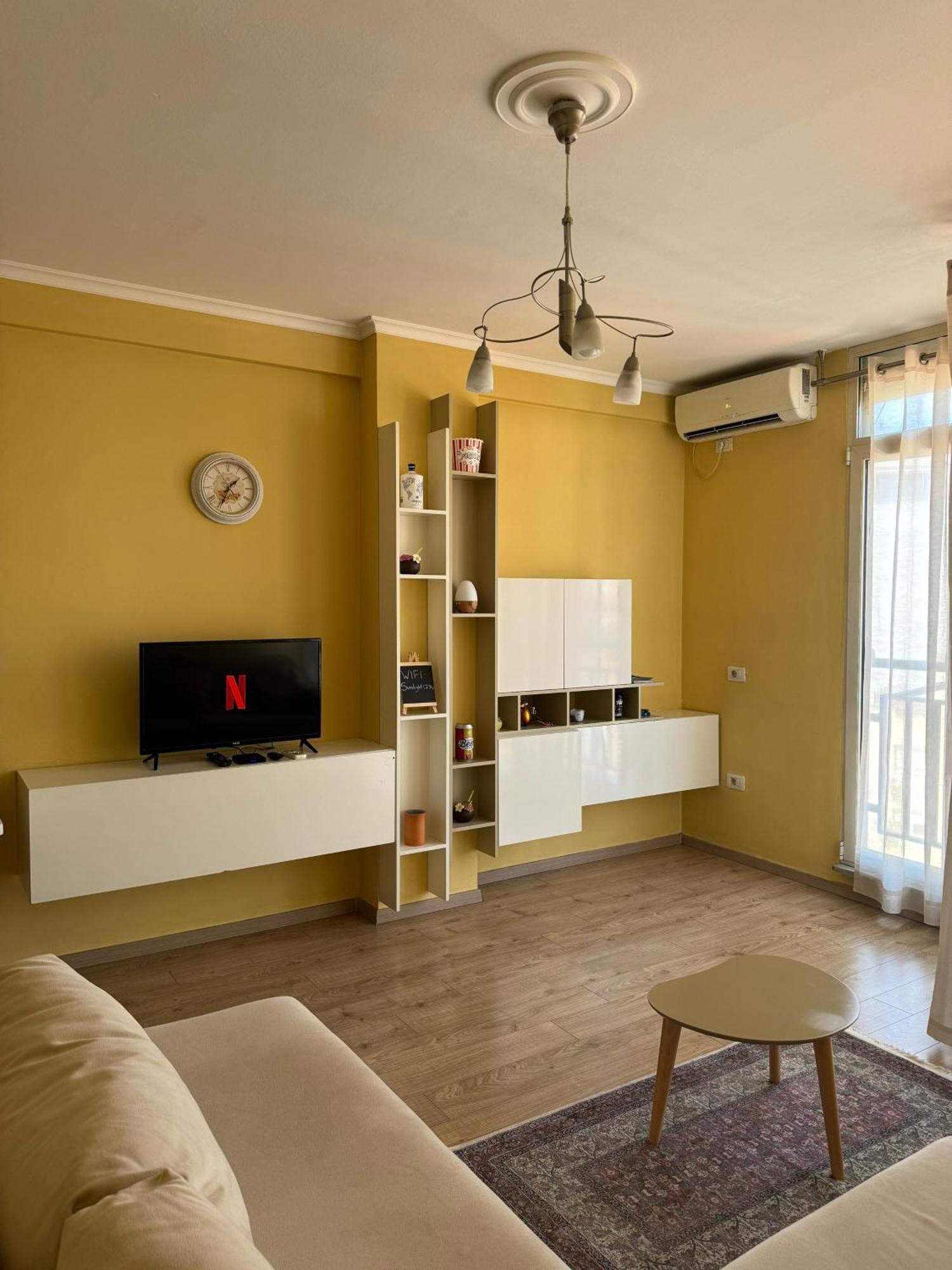 Sunlight At Pazari I Ri Appartement Tirana